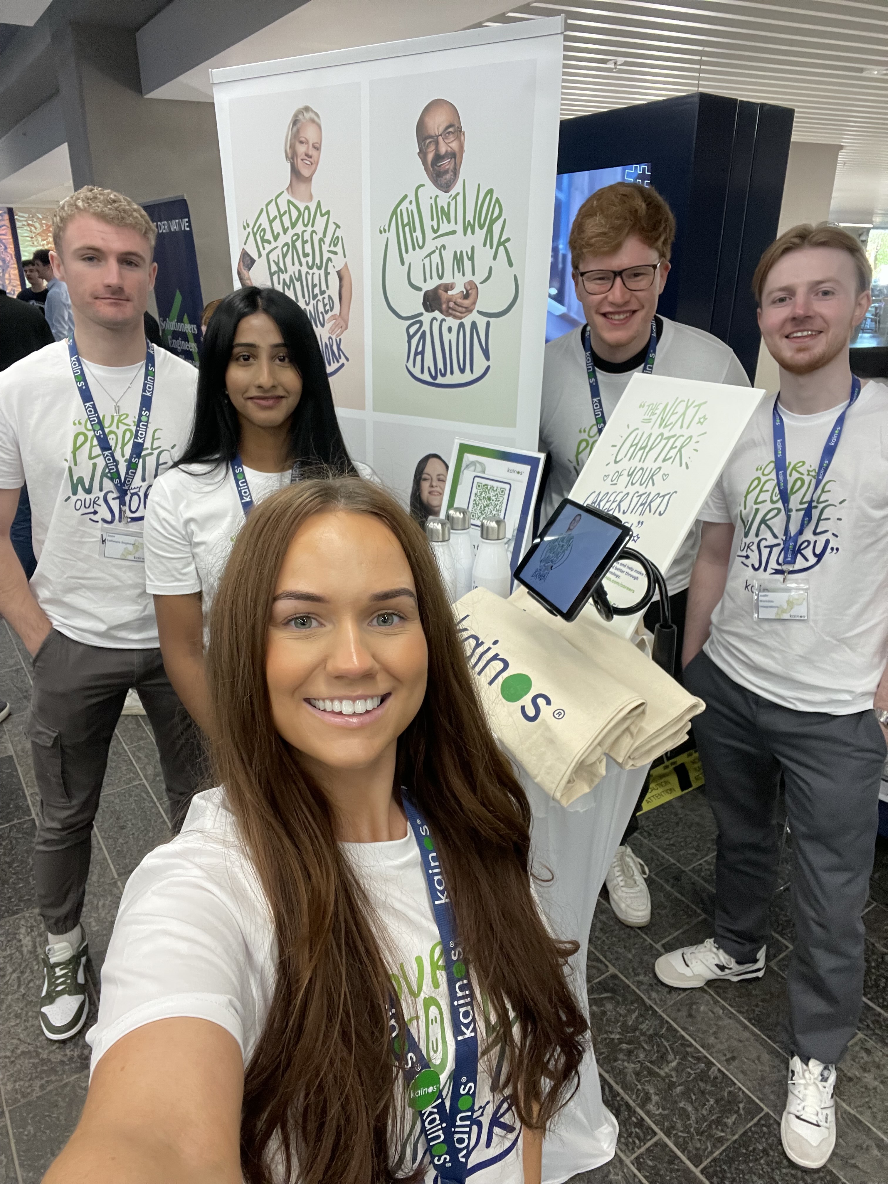TeamSelfie1