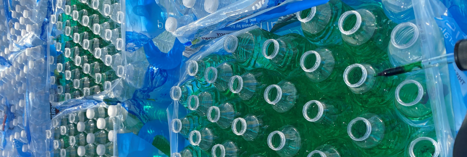 Photo of a Christmas tree made of recycled water bottles