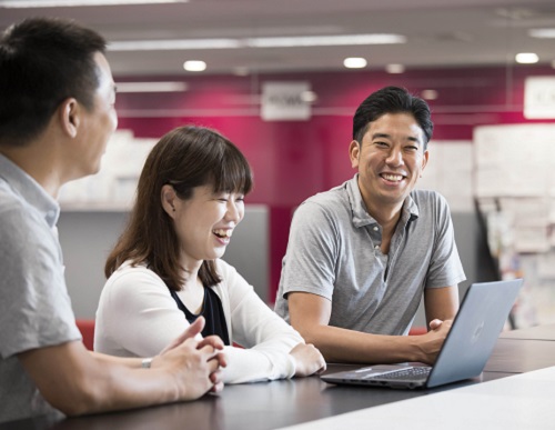 Explore careers for professionals at Philips