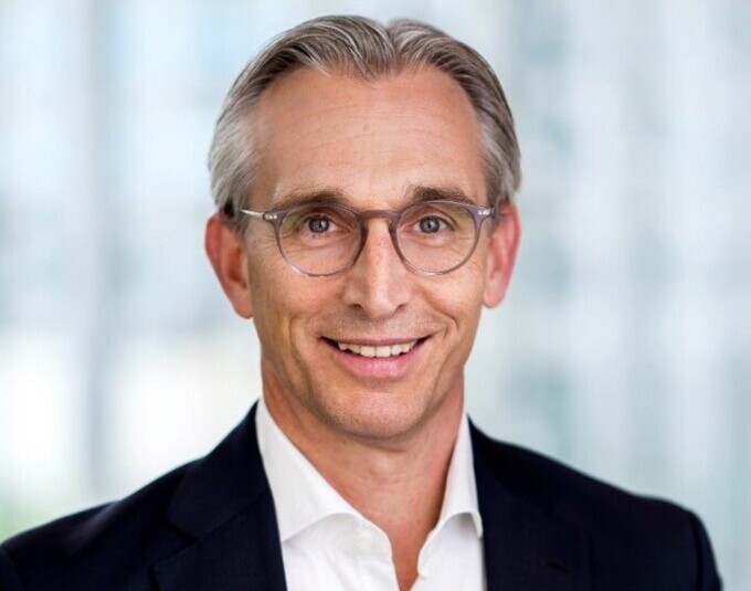 Roy Jakobs CEO at Philips