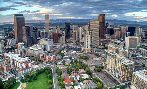 A picture of the Denver skyline.