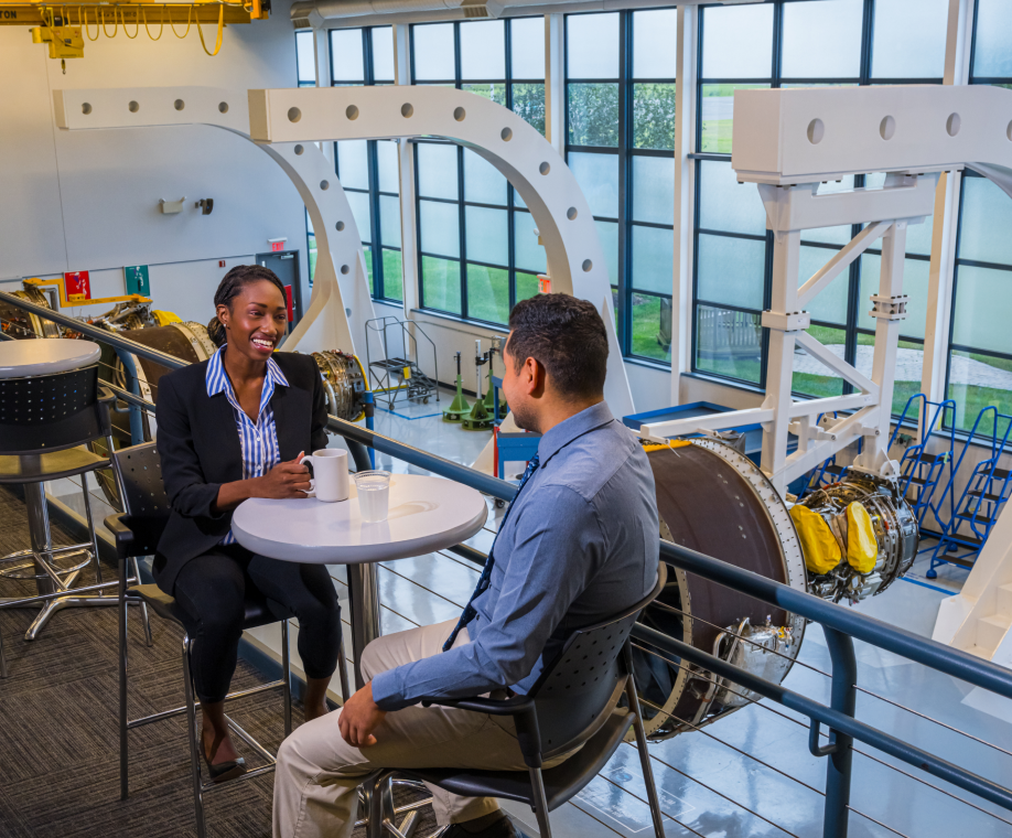 Únete a nuestra comunidad de talentos