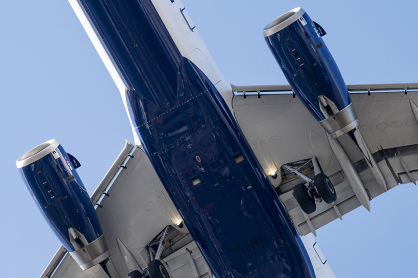V2500JetBlueIn-Flight_302