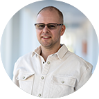 TestimonialImages_Neustadt-Dennis-143x143_circle