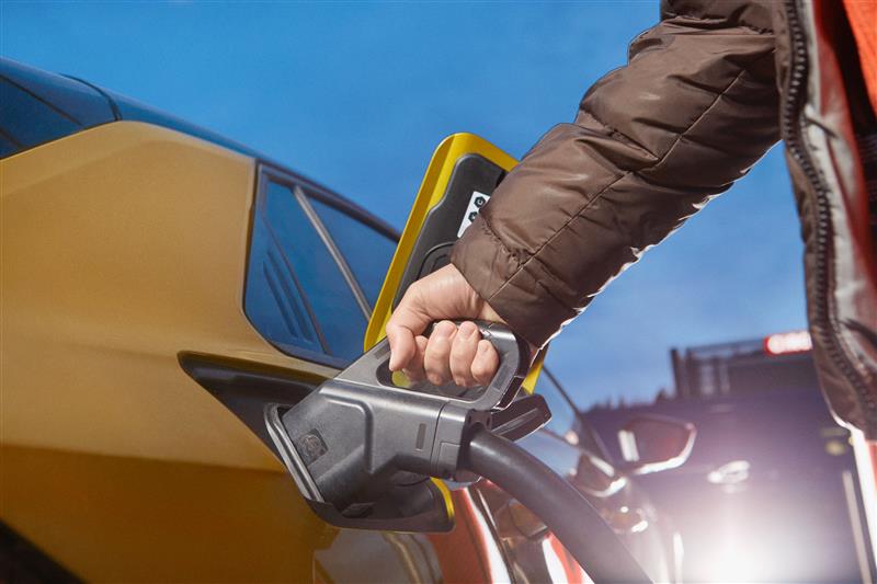 25_EVCharging_Charging1