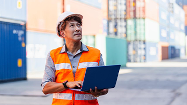 Customer Services and Freight forwarding