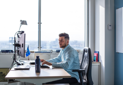 students static image