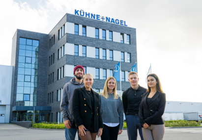 students static image