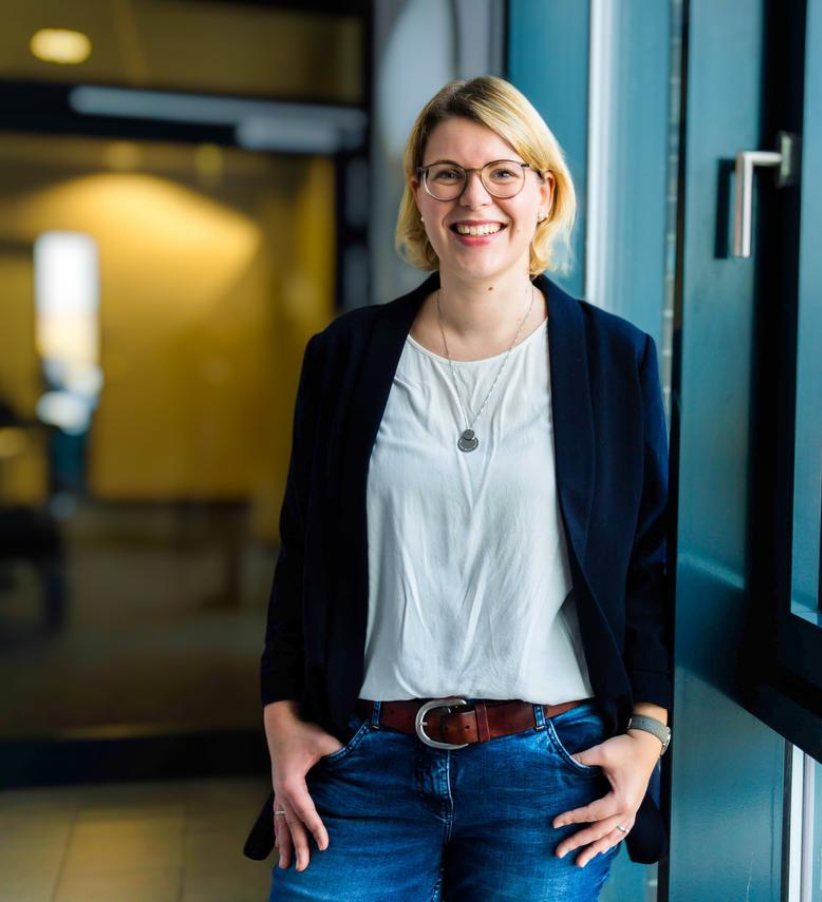 A Kuehne+Nagel Employee