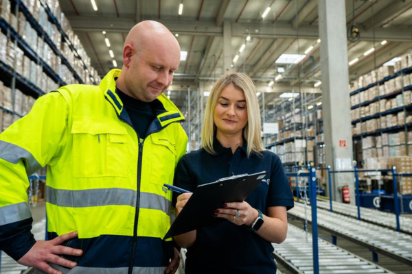 Kühne+Nagel Mitarbeiter