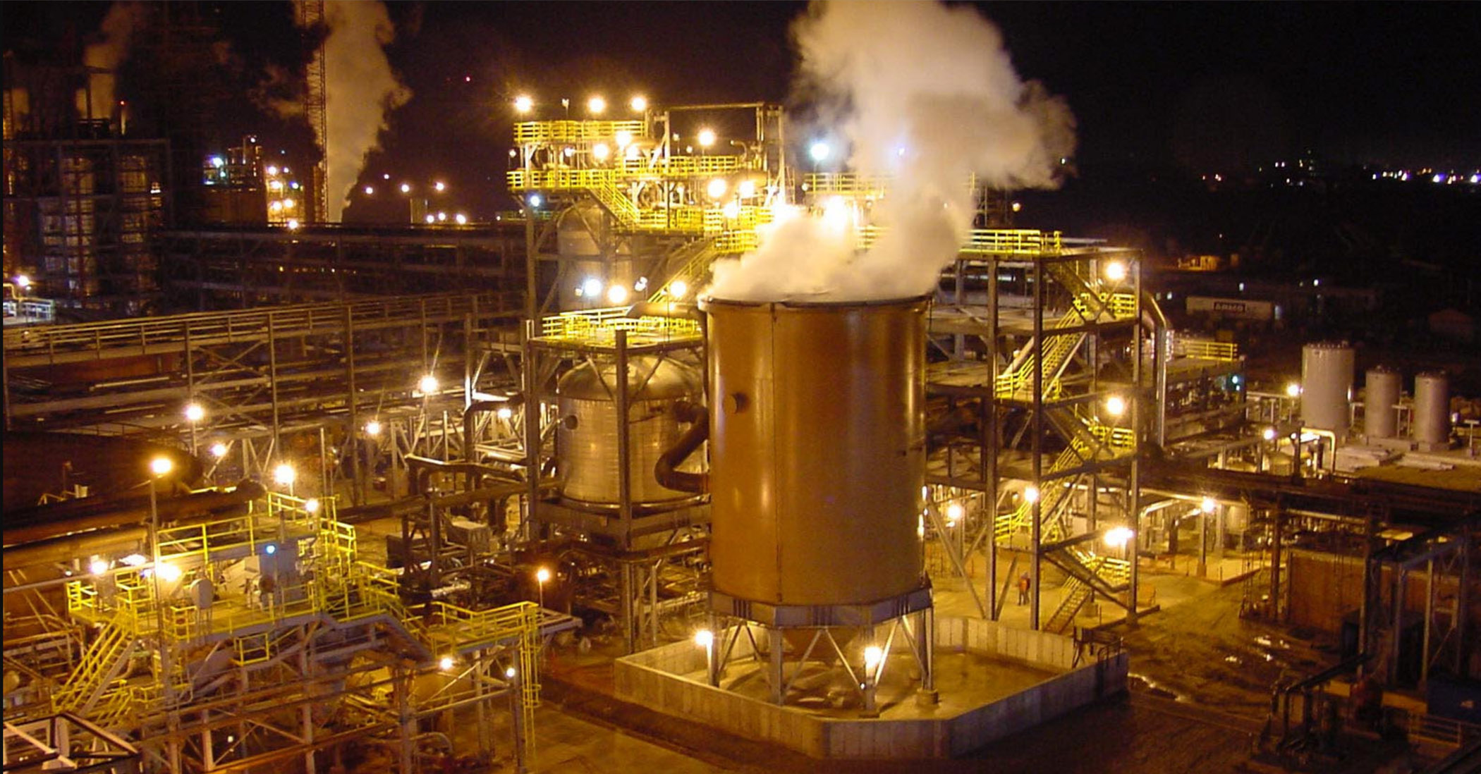 Noranda Alumina Plant Picture