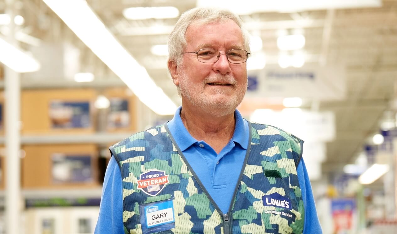 Lowe's military associate working the store