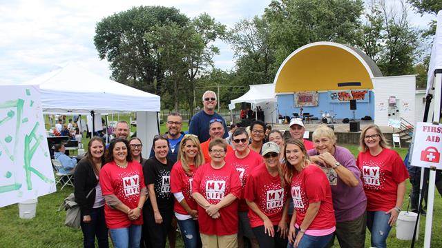 Magellan employees at a volunteer event