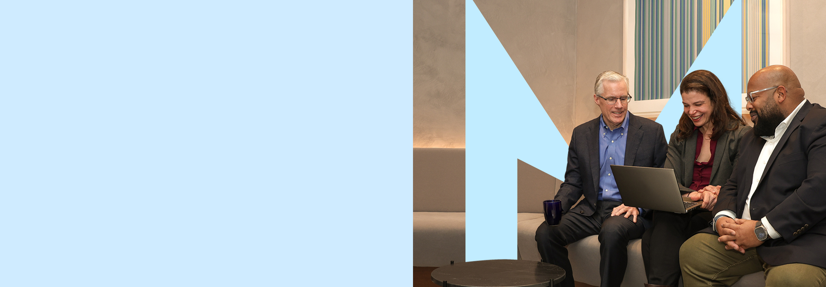 careers-nyc-job-search-colleagues-with-laptop-hero-2880x1000