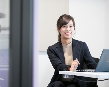 Discover entry level positions at Philips
