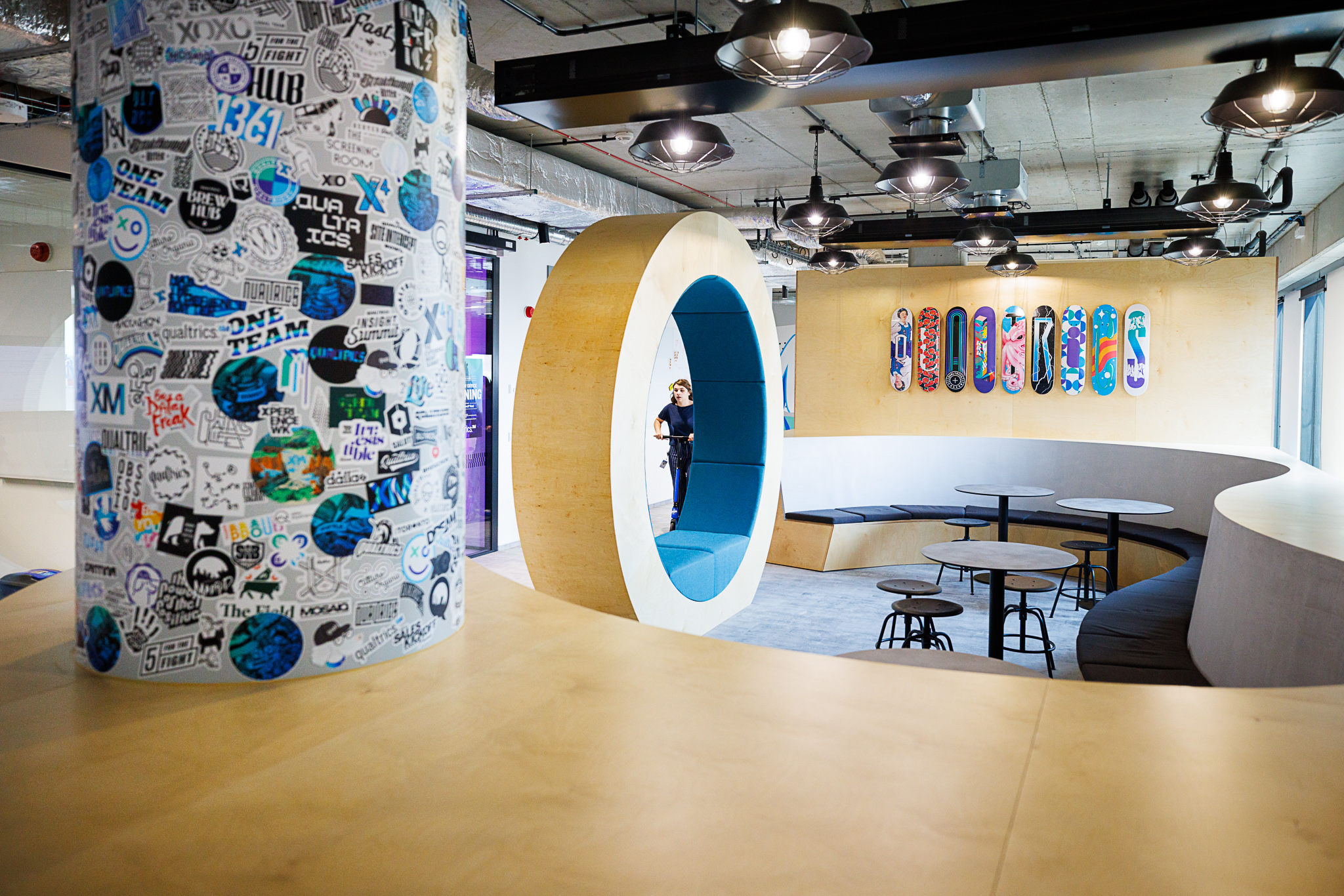Video of our Kraków office space, our benefits and perks, a virtual tour, and some of the amazing workers who make up our team.