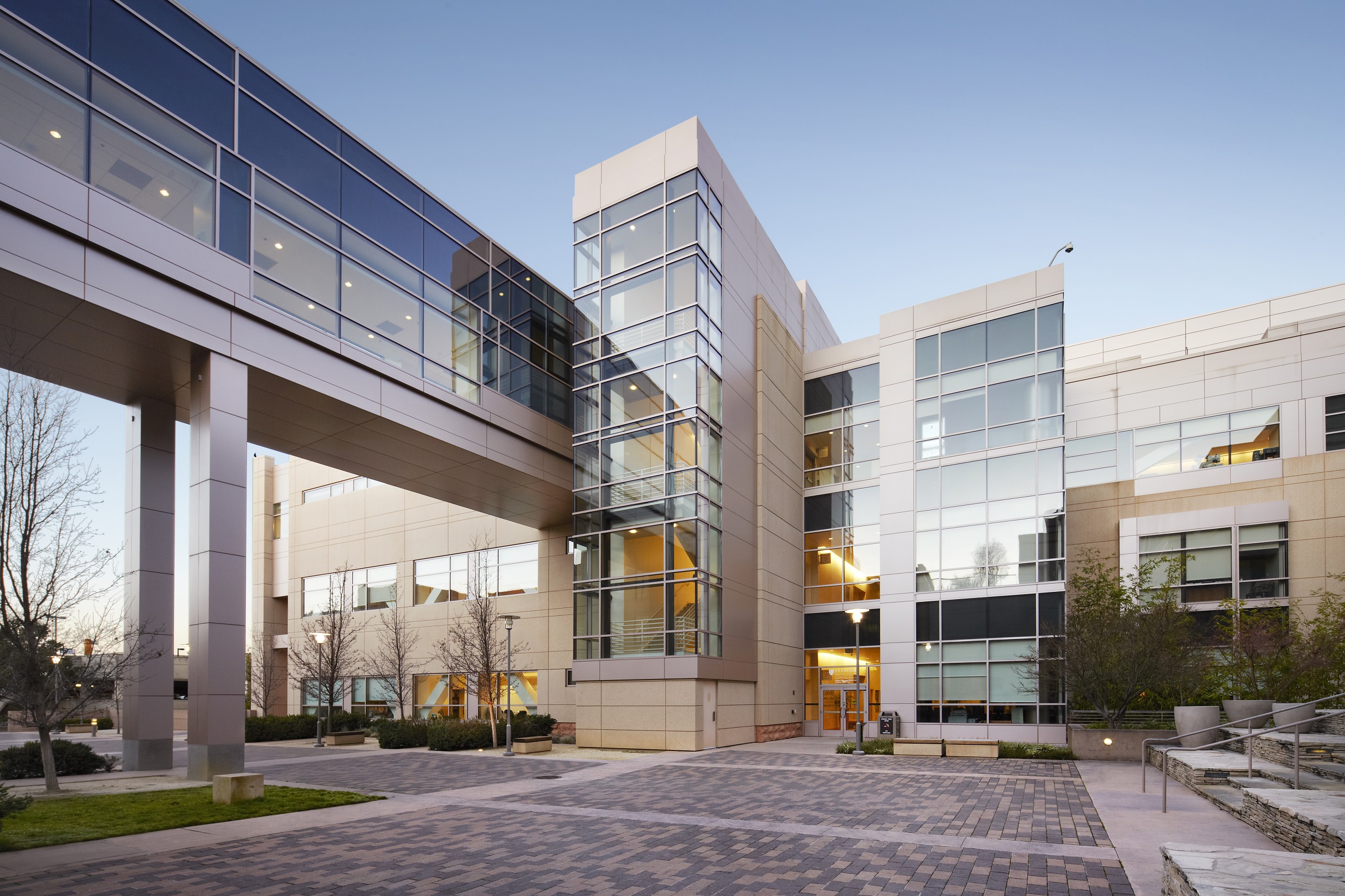 875_blakewilburdr_stanford